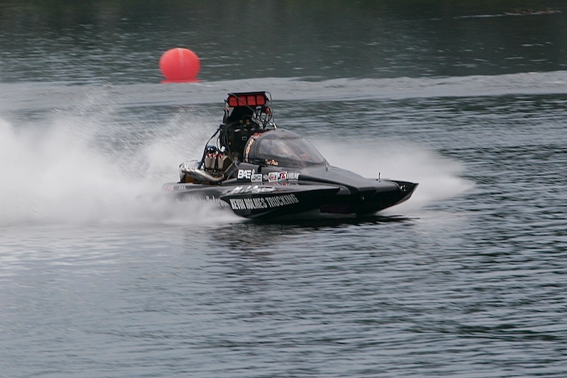 IMAGE: http://www.weatherred.com/coppermine/albums/2007dragboats/2007drag18.jpg